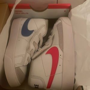 Toddler Blazers red and blue check size 7
